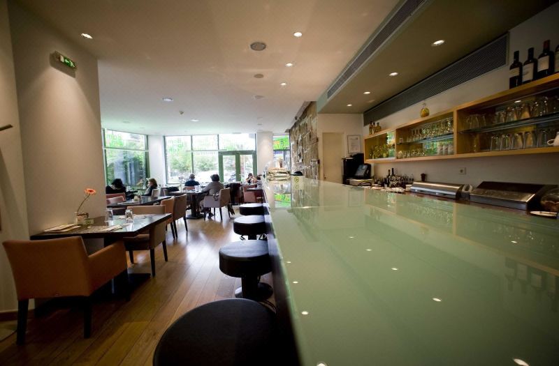 Athinais Hotel