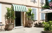 Chanteclair Hotels near Cannes-la-Bocca Station