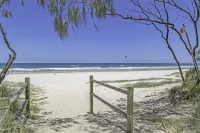 Cotton Beach Resort - Tweed Coast Holidays ® - Strand