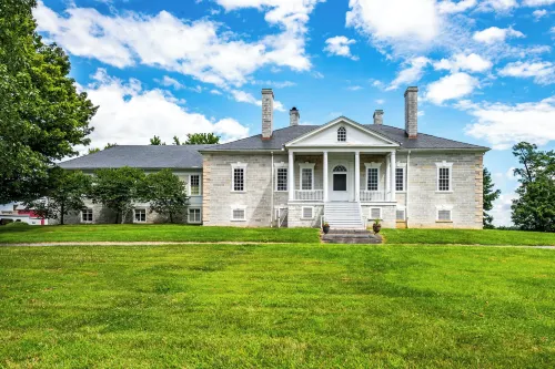 Wayside Inn Hotel di Middletown