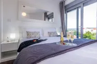 Apartments Sun Resort Nikolina Hotels in Pasman