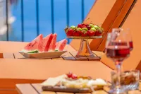 White Garden Villas - Villas