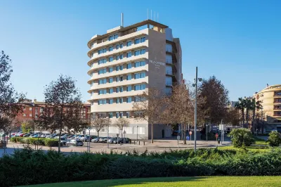 Ponient Vila Centric by PortAventura World Hotels near Placa del Castell