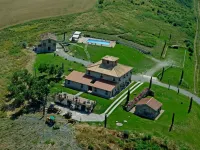 Agriturismo Ragoncino Hotels in Lajatico