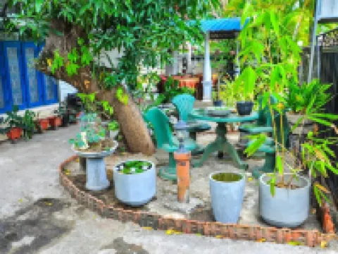 Rock Cascade Tourist Home &Cookery School Hotels in Polonnaruwa