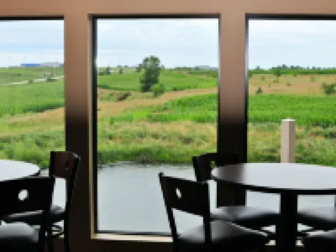 Cobblestone Inn & Suites - Newton Hotels in Newton