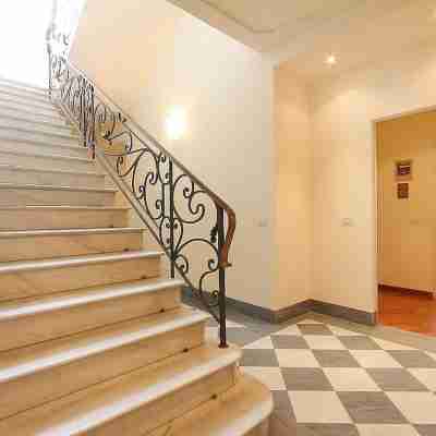 Relais Martinez Florence Others