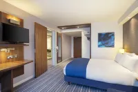 Holiday Inn Express LONDON - HEATHROW T5 by IHG Hotels in 