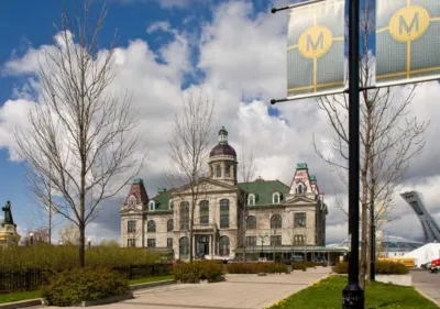 HoMa HomeStay Hotel by Olympic Stadium Montreal (Auberge/Hostel) Отели рядом с достопримечательностью «Archambault»