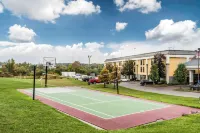 Quality Inn Austintown-Youngstown West Hotels in Austintown