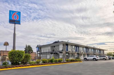 施設外観 モテール 6 オシュコシュの写真