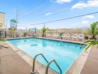 Coastal Palms Inn and Suites Hotels near Northside Park
