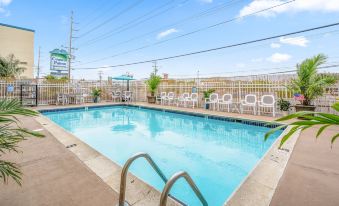 Coastal Palms Inn and Suites