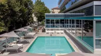 Aqua Hotel
