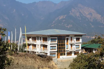 Hotel Kuenphen Norbuding Hoteles cerca de Phobjikha View Point Chorten