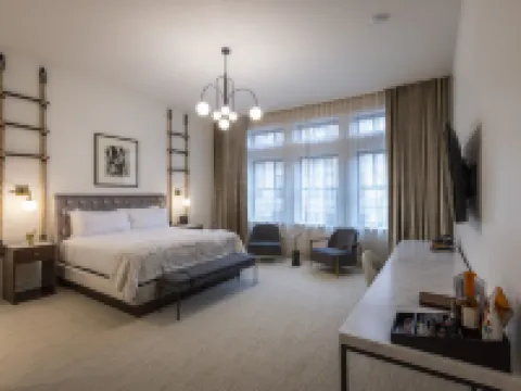 Hotel Covington Cincinnati Riverfront Hotels in Covington