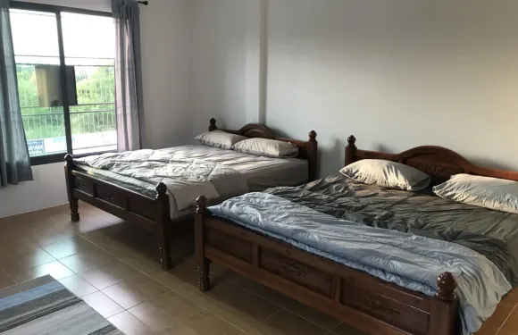 巴朗德貝德 URT 酒店