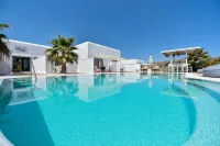 Queen Elegant Suites - Infinity Pools