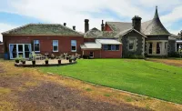 Coragulac House Cottages Hotel di Colac