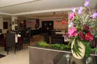 Hotel Two Select - breakfast