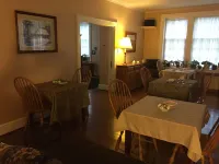 Red Lion Bed & Breakfast -  Privatzimmer