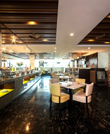 Promenade Hotel Bintulu Отели в г. Bintulu Division