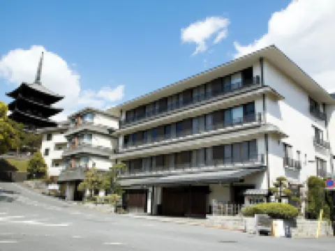 Sarusawaike Yoshidaya Nara otelleri