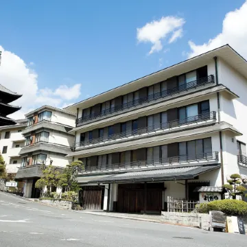 Sarusawaike Yoshidaya