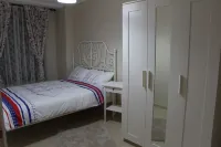 Kinzi House - Boutique
