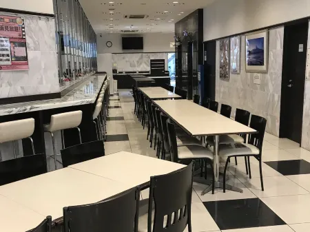 Toyoko Inn Nagoya Sakae Отели рядом с достопримечательностью «Watanabe Kenichi Trick Art Museum»