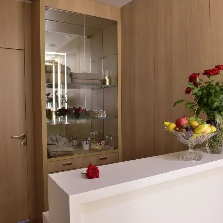 Lamaraz Hotels