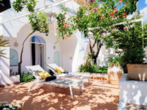 ลาบิซานตินา โรงแรมในโพสิตาโน่