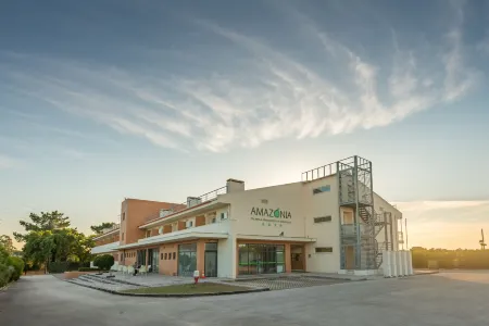 Amazonia Palmela Apartamentos Turisticos Отели в г. Кинта-ду-Анжу