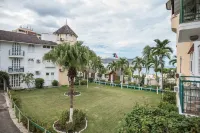 Sandcastles Beach Resort