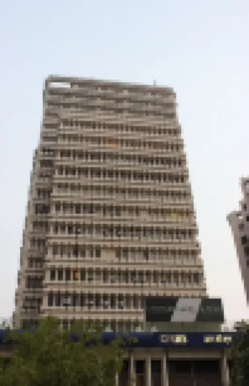 The Hans, New Delhi Hotels near Doordarshan