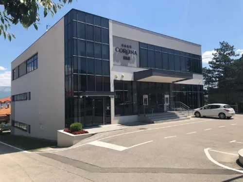 Corona B&B Hotel a Sinj