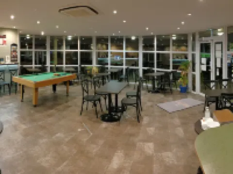 Fasthotel Well Inn Mâcon Sud - un hôtel FH Confort Hotels in Charnay-les-Macon