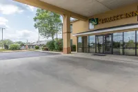 Quality Inn Hotels in Andalusia