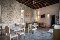 Trapela Areopolis, Boutique Hotel - Pysäköinti