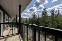 Pine Bungalows - Mountain view