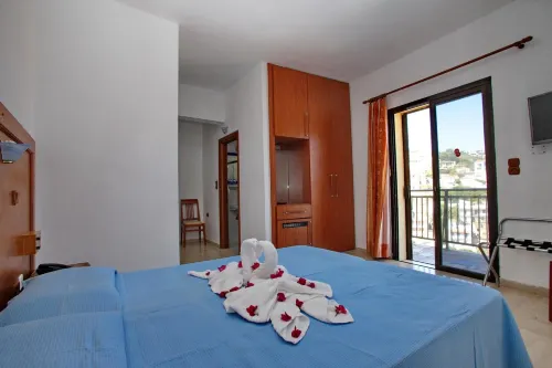 Denise Hotel - parking