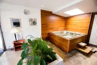 Chambres d'Hôtes et Suites à la Ferme de l'Oudon & Spa - บีแอนด์บี