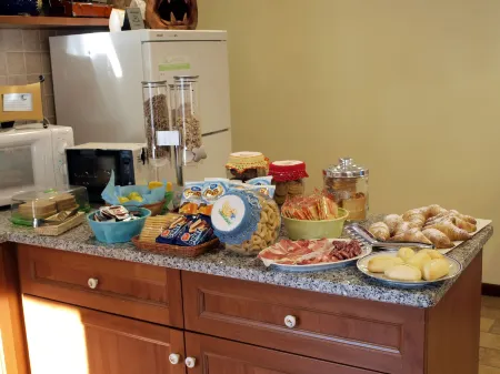 C'Era Una Volta B&B Отели рядом с достопримечательностью «Etruscan Arch»