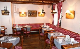 The Originals Boutique, Hôtel la Ferme du Pape, Eguisheim