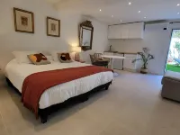 Ideal Bnb Hotels in Saint-Paul-De-Vence