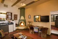 Las Palomas Hotels in Santa Fe