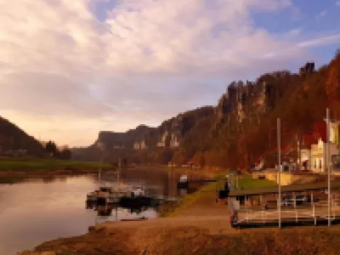 Ferienwohnung, Struppen Hotels in Struppen