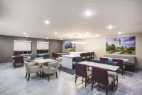 La Quinta Inn & Suites by Wyndham Walker - Denham Springs - Parking