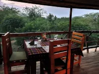 Hornbill Bush Lodge Hotels in Nwoya