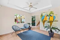 1-Bd Near Beach, Great for Digital Nomads